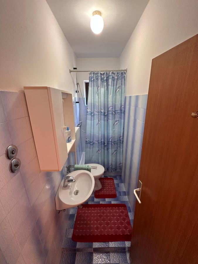 Apartmani Tariba Banjol Exterior foto