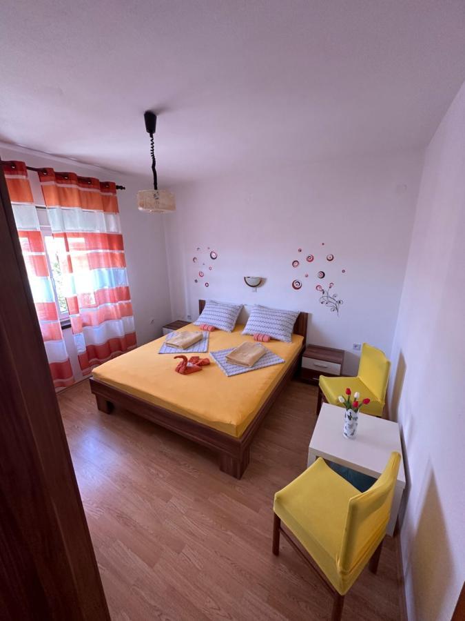 Apartmani Tariba Banjol Exterior foto